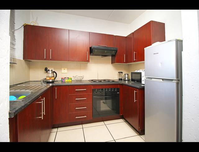 1 BEDROOM APARTMENT FOR SALE IN FERNDALE
